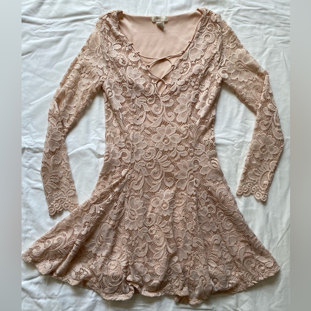 Forever 21 Dusty Pink Lace Dress